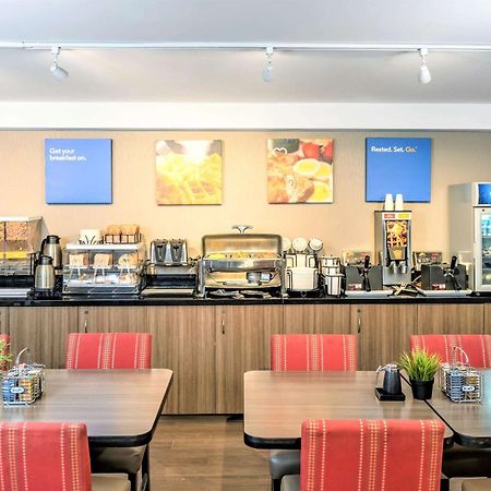 Comfort Inn South Shore Boucherville Exteriör bild
