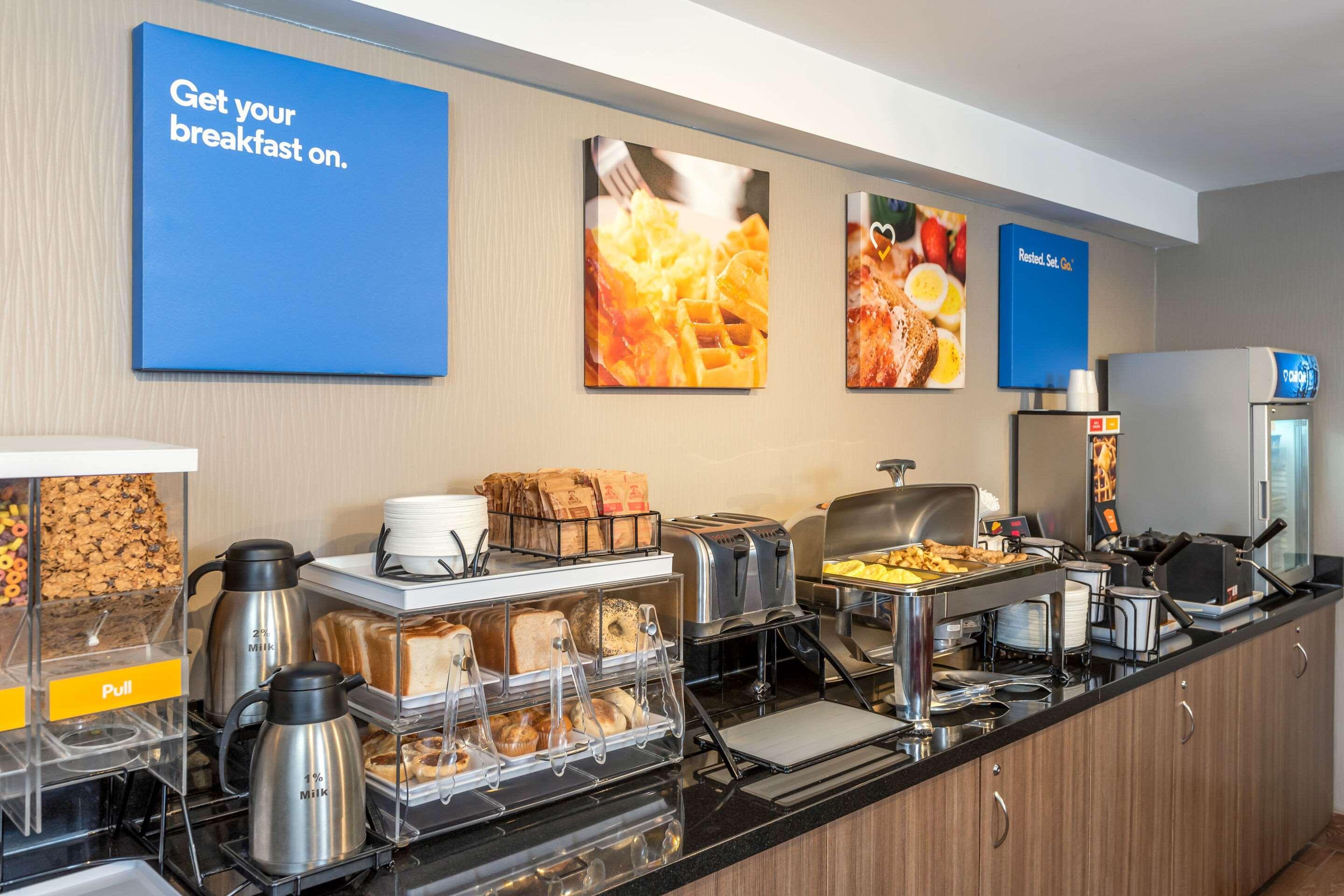Comfort Inn South Shore Boucherville Exteriör bild